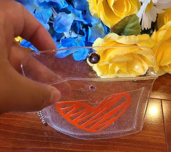 None Keychain Wallet- Hearts