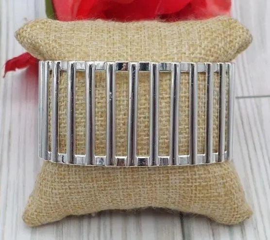 Cute Silver Tone Wide Bar Bangle Cuff Bracelet One Size Form to Fit