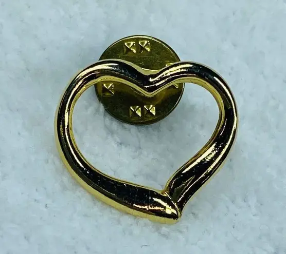 Gold Color Metal Open Heart Shape Tie Tack Lapel Jewelry Pin Brooch