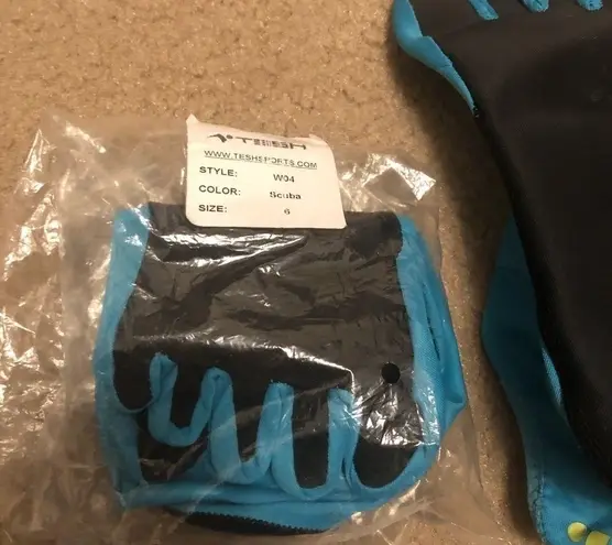 Cross fit Neoprene scuba Blue black barefoot weight training bootie sleeve Size 6