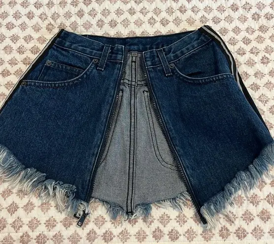 Carmar Beatrice Zip Front Denim Jean Skirt Reflective Stripes Raw Hem Size 25 Blue