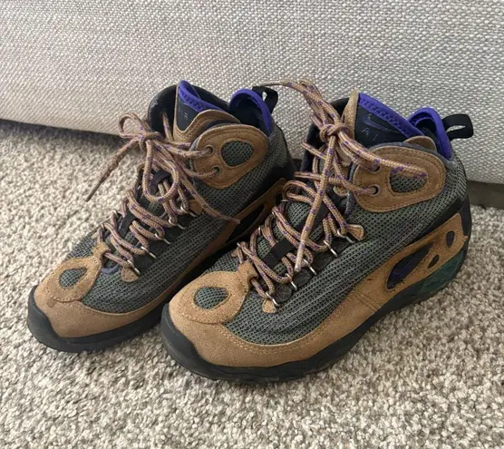 Vintage 1996 Nike Air 150 Approach ACG Trail Hiking Boots 90s Women’s 7 Tan