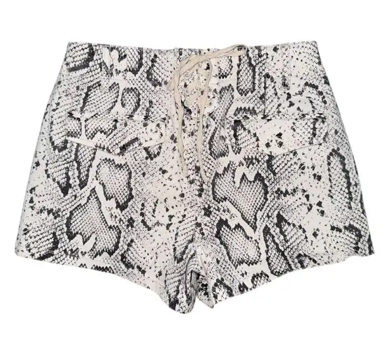 Pam & Gela Snake Print Shorts Lace Up Back Cotton Blend Women’s Size 25