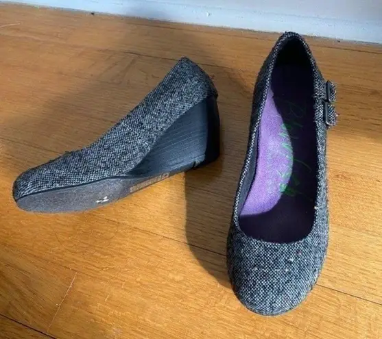 blowfish  Grey Black Tweed Wedges with Buckles