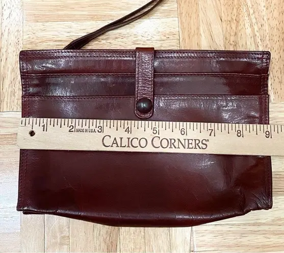 Bottega Veneta Vintage Made in Italy Bordeaux Leather Wristlet Pouch Bag