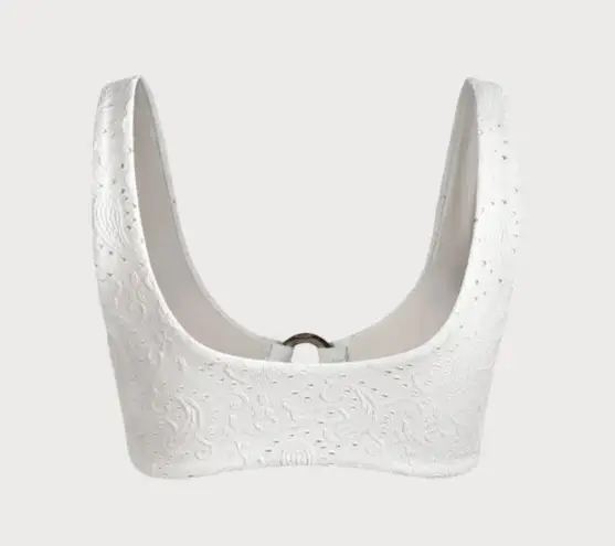 BERLOOK White Textured O