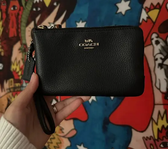 Coach  Wristlet Wallet Black Leather Gold Hardware thumbnail 1