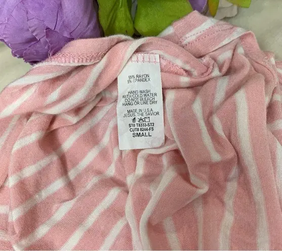 Reborn J Boutique Pink and White Bell Sleeve Top