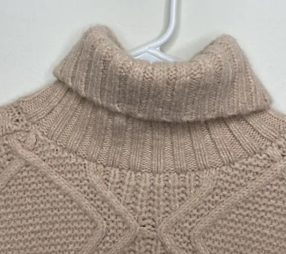 Caslon  Women’s Tan Chunky Cable Knit Turtleneck Sweater Size Medium NWT