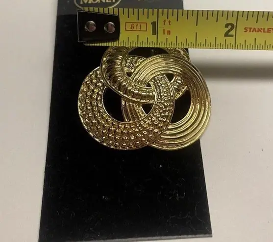 Monet Signed  Brooch Pin - Gold Tone NWT