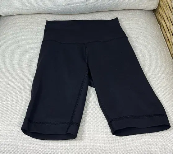 Lululemon Wunder Train High Rise Short 8"