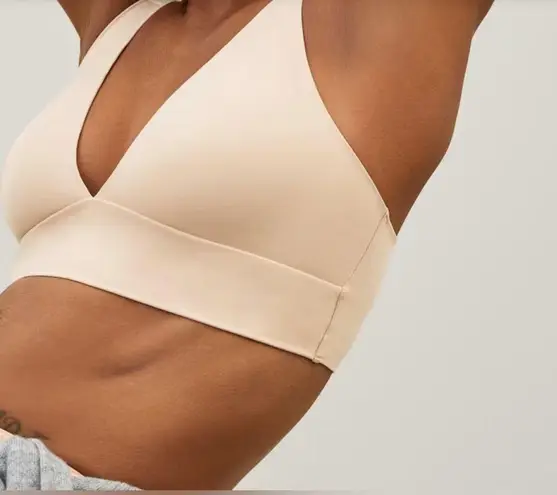 Everlane  The Invisible Bra, light tan