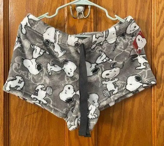 Target Peanuts Snoopy Plush Pajama Shorts New Size Large