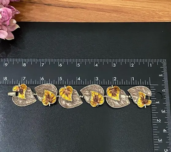 Vintage Unsigned Tectured Gold