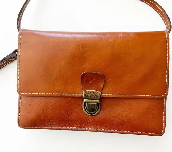 Patricia Nash Heritage Leather Lanza Crossbody