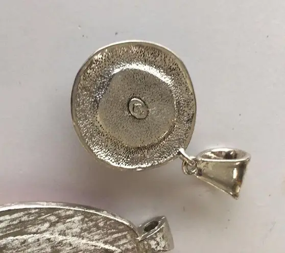 Lot Of 2 Women's Costume Pendants Vintage Modern Both Are Signed 1 Is Avon