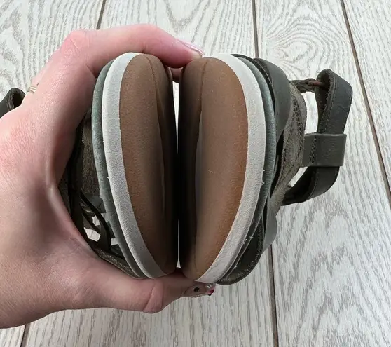 Merrell Kalari Shaw Adjustable Strap Leather Sandal Shoes US8 Olive Green