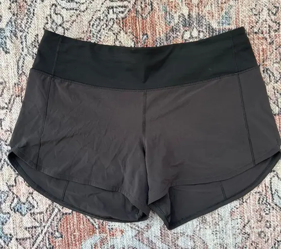 Lululemon  Speed Up Mid-Rise Short 4" in Black Like New Size 8