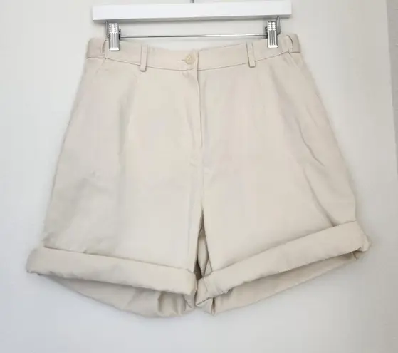 Vintage 90s L.L. Bean Beige Khaki High Rise Original Fit Roomy Shorts Size 10 Tan