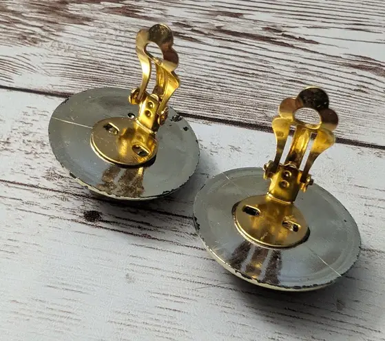 Vintage Clip On Earrings
