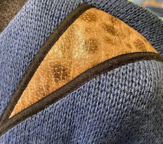 Beiar Norway Vintage blue and Black wool sweater with snakeskin patch Small