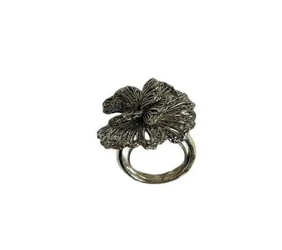 Stella & Dot Silver Tone Filigree Flower Ring Adjustable Sizing 5 to 7 Statement