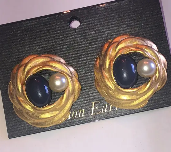Elegant Vintage Gold Tone and Navy Blue Earrings with Faux Pearl Accent