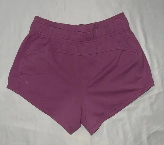 Lululemon  Inner Glow HR Short 3"!