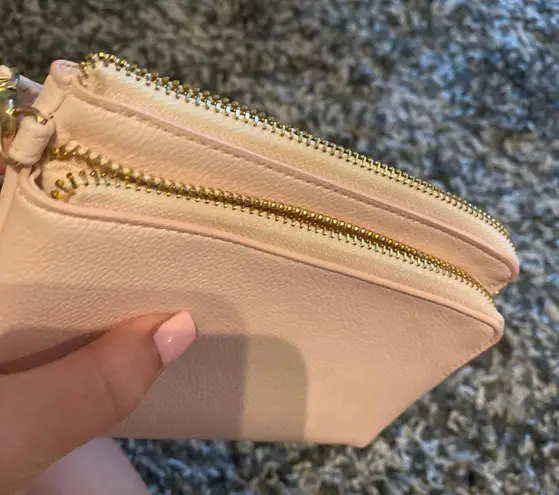 Target Wristlet - Image 3