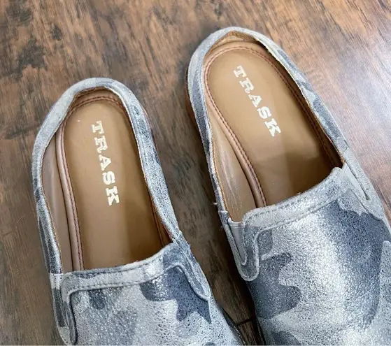 Trask • Ashley Pewter Camo Slide mule grey silver camouflage print leather Size 7.5