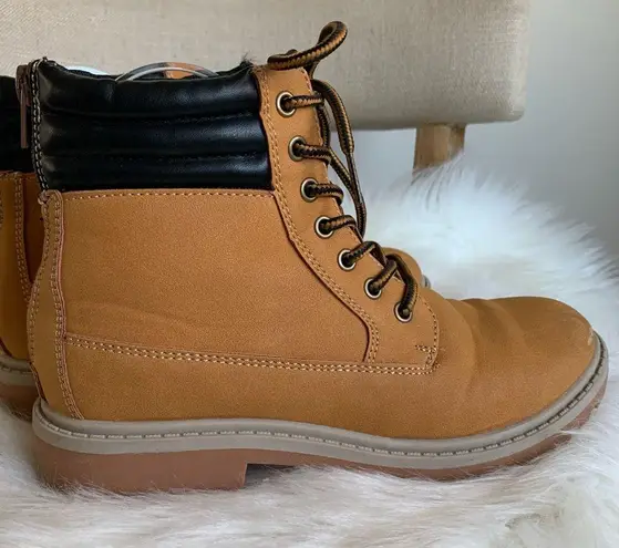 Urban Groove Woman’s Tan Ankle Hip Hop Dancewear Work Boots Size 7.5