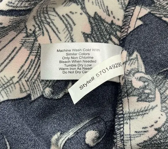 Boston Proper Long Sleeve Surplice Navy Floral Romper Size Small Shorts