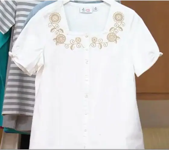 Denim & Co Vintage Embroidered Short Sleeve Chambray Blouse A233794 Size 2X