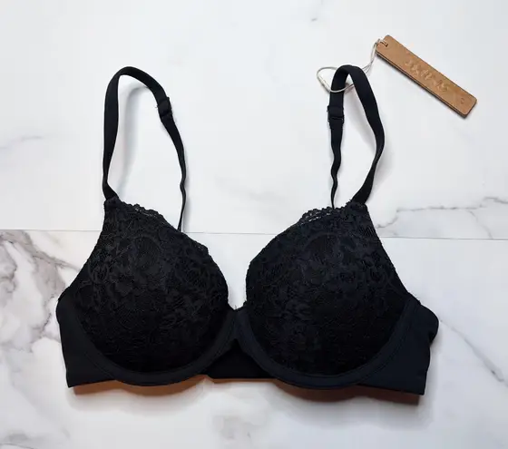 SKIMS NWT Fits Everybody Lace T-Shirt Bra
