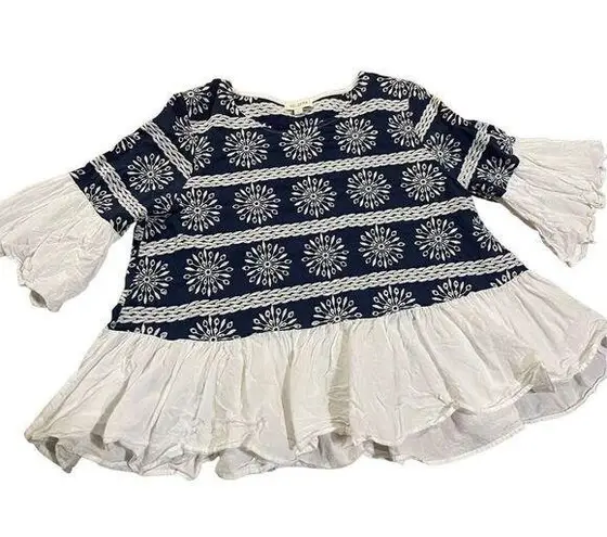 Velzera navy blue & white embroidered eyelet blouse with ruffle bottom hem & sle