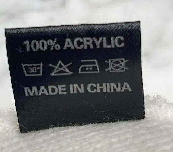 Robin Ruth Unisex hat