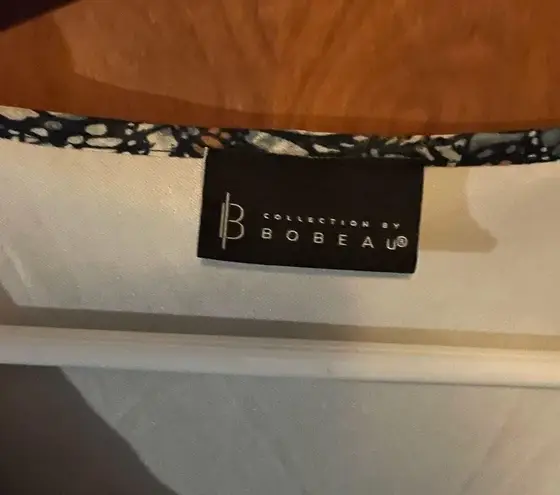 Bobeau baby doll dress with butterflies pattern very thin material size Large