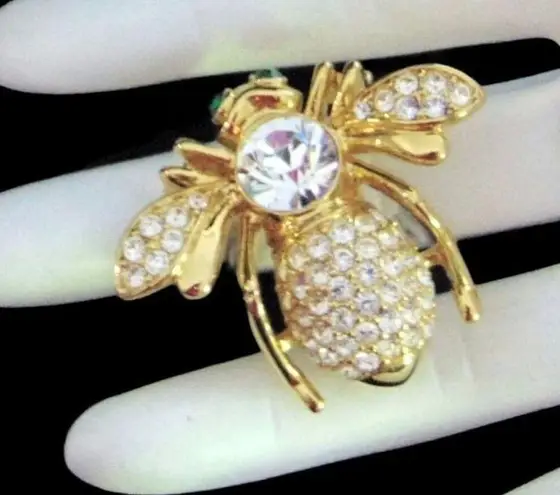 Joan Rivers VTG  Pave Crystal Clear Sim Diamond BEE PIN Brooch APRIL BIRTHSTONE