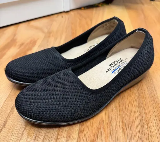 Life Stride Indy Wedge black flats Slip-On comfort shoes size 7 W