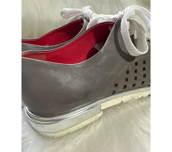 Pas De Rouge Women's Gray Leather Perforated Lace Up Oxford Shoes Size 40