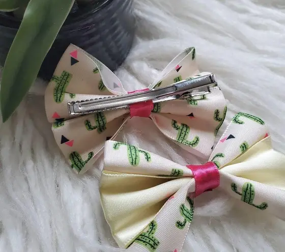Hancrafted Cactus Cream Pink Hair Bow Set