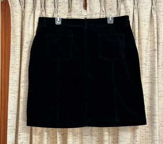 Woolrich Black Corduroy Skirt
