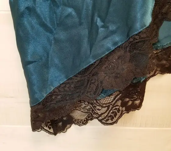 Frederick's of Hollywood {XL} VINTAGE  Teal Satin & Lace Asymmetrical Loungerie