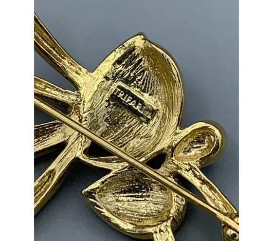 Trifari Vintage Statement Brooch Pin Signed Gold Tone Loop Bow Black Cabochon