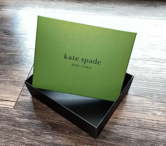 Kate Spade  Compact Wallet