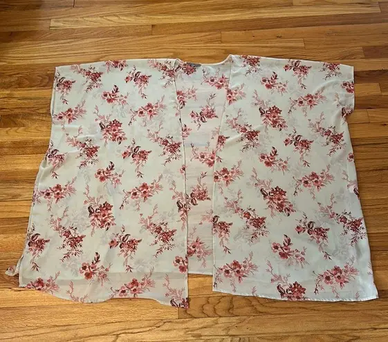 Pretty Floral Kimono Sz OS Red