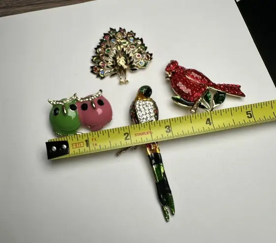 Rhinestone Parrot, Cardinal, Peacock, Owls Brooch Pin Lot Of 4 Gold Tone