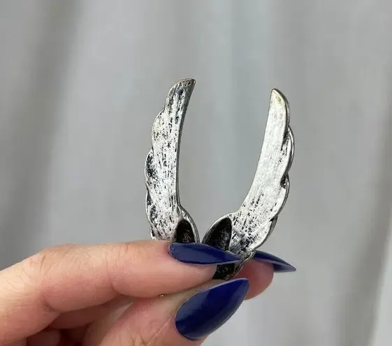 Boutique 💕 Silver Tone Angel Wing Earrings Brushed Pewter Black Bird Wings