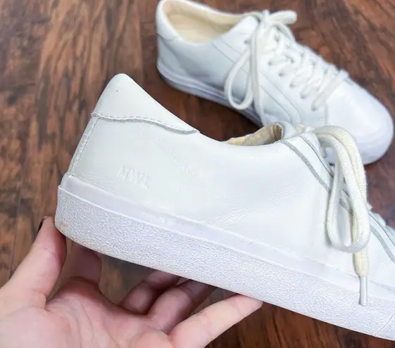 Madewell  • Sidewalk Low-Top Sneakers in Leather white cream lace up