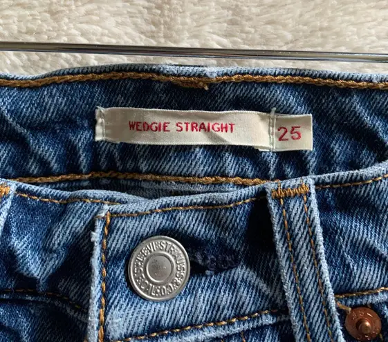 Levi's Wedgie Straight Jeans